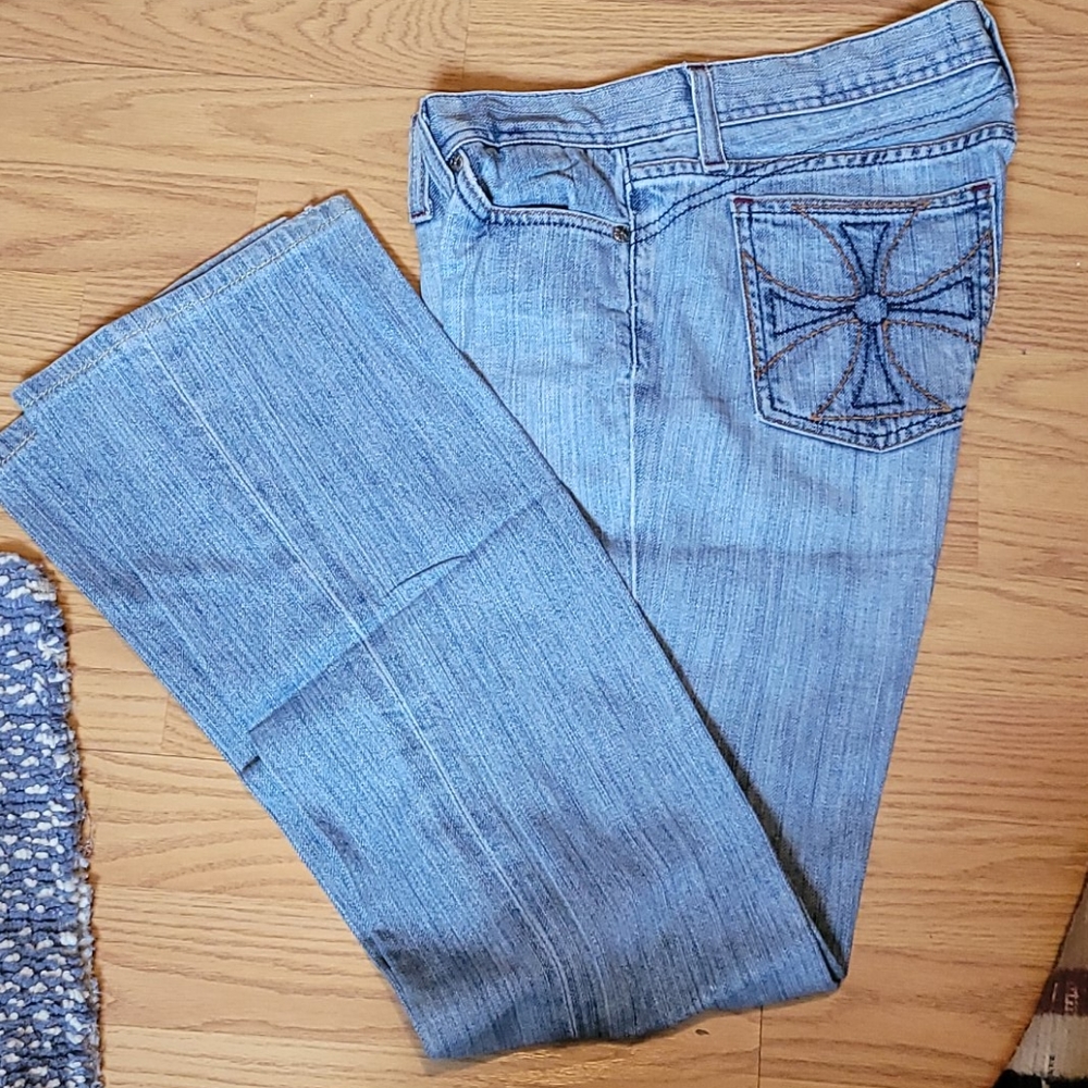 Jeans - Picture 3 of 3